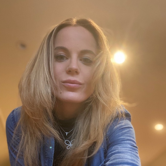 Meet your Posher, Lindsay - Picture 12 of 16